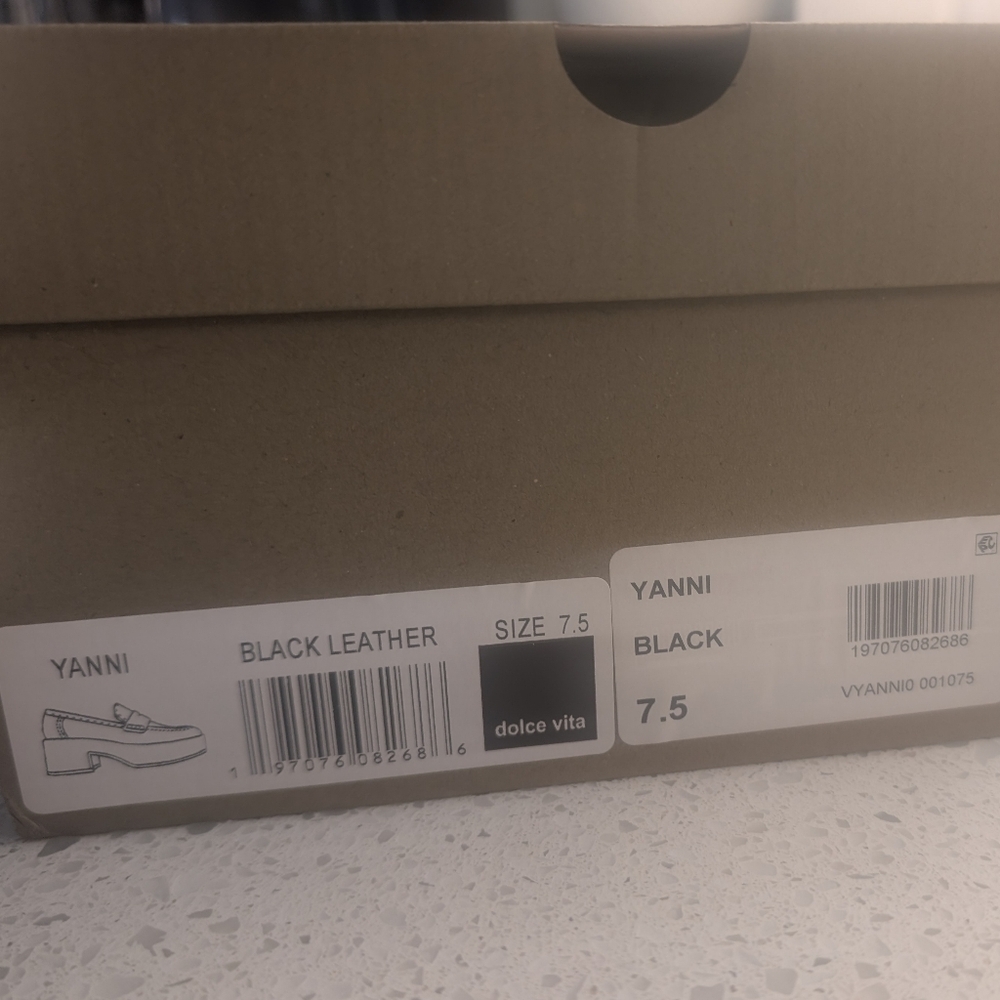 Dolce Vita | Yanni Platform Loafer In Black - Picture 5 of 9